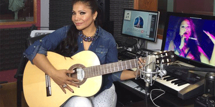 Marisol graba en D y D producciones