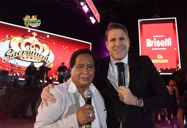 sosimo celebró con Paco Bazan 00 full ritmo