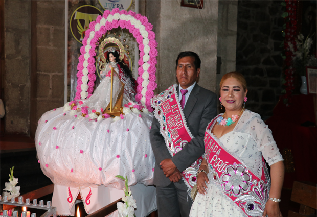 Soy feliz de haber sido alferada de mi patroncita, Nieves del Perú